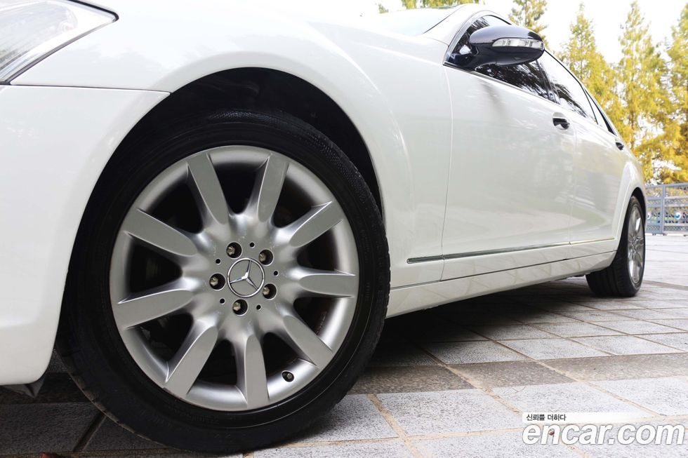 Mercedes-Benz S-Class 2006