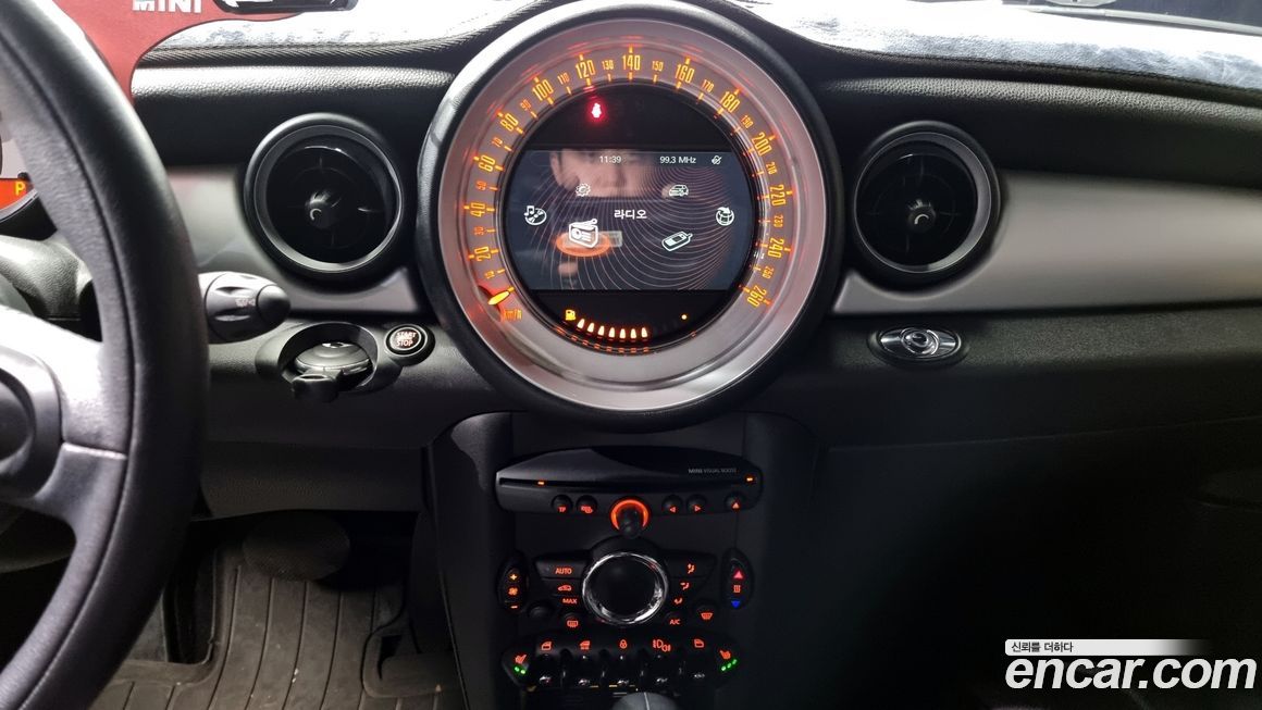 Mini Cooper Convertible 2014