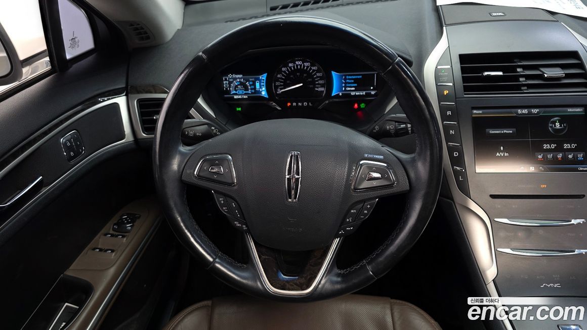 Lincoln MKZ 2015