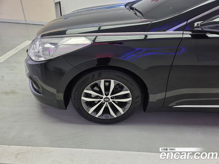 Hyundai Grandeur 2012