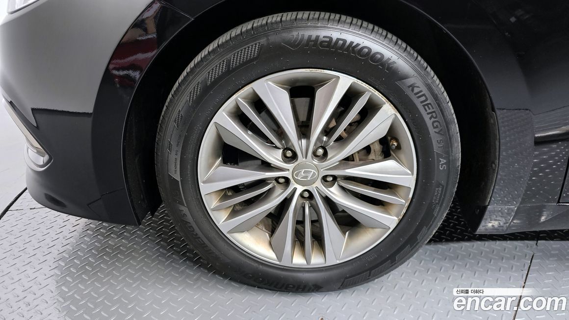 Hyundai Grandeur 2015
