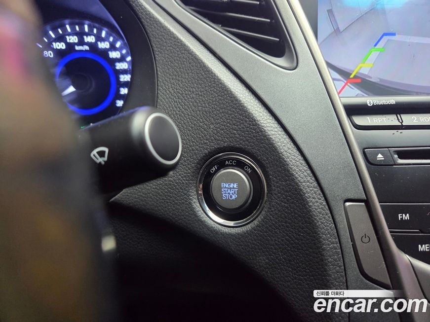 Hyundai Grandeur 2012