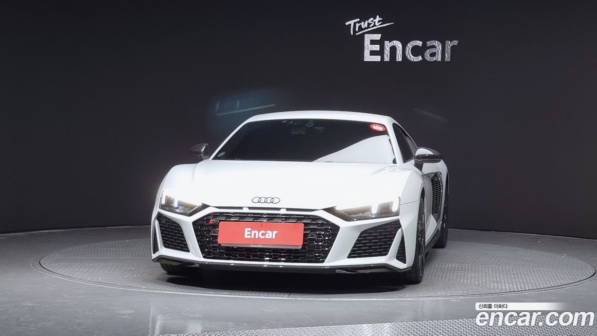 Audi R8 2021