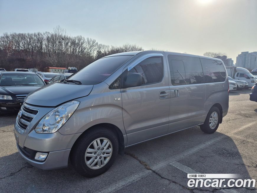Hyundai Starex 2018