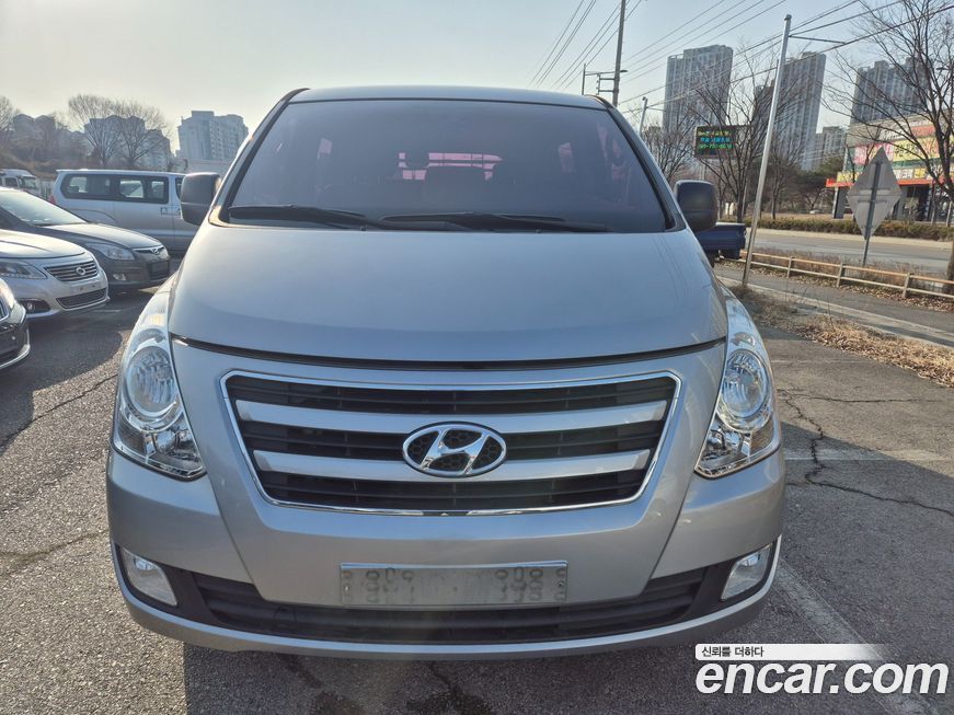Hyundai Starex 2018