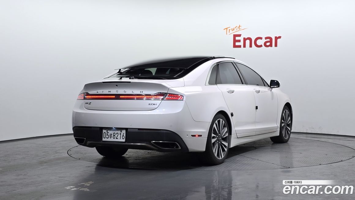 Lincoln MKZ 2018