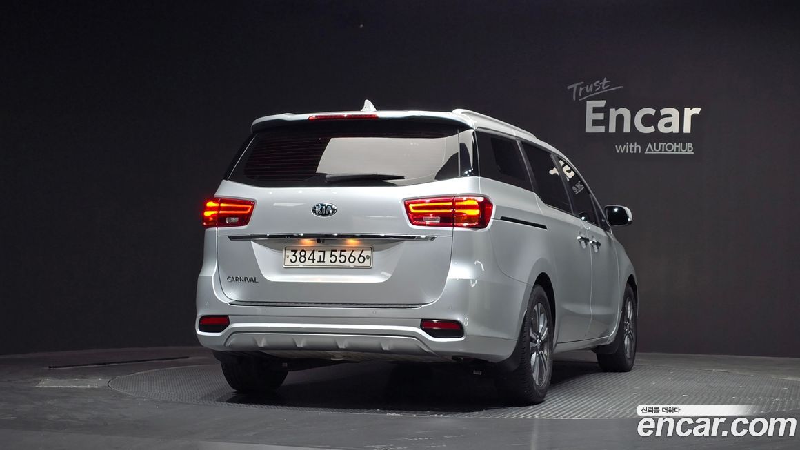 Kia Canival 2019