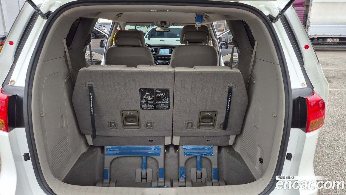 Kia Canival 2018