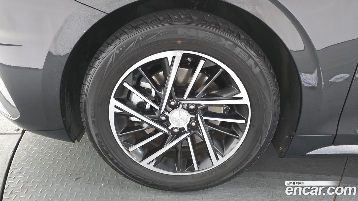 Hyundai Grandeur 2020