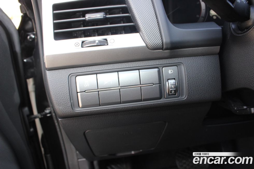 KG_Mobility_Ssangyong Rexton 2019