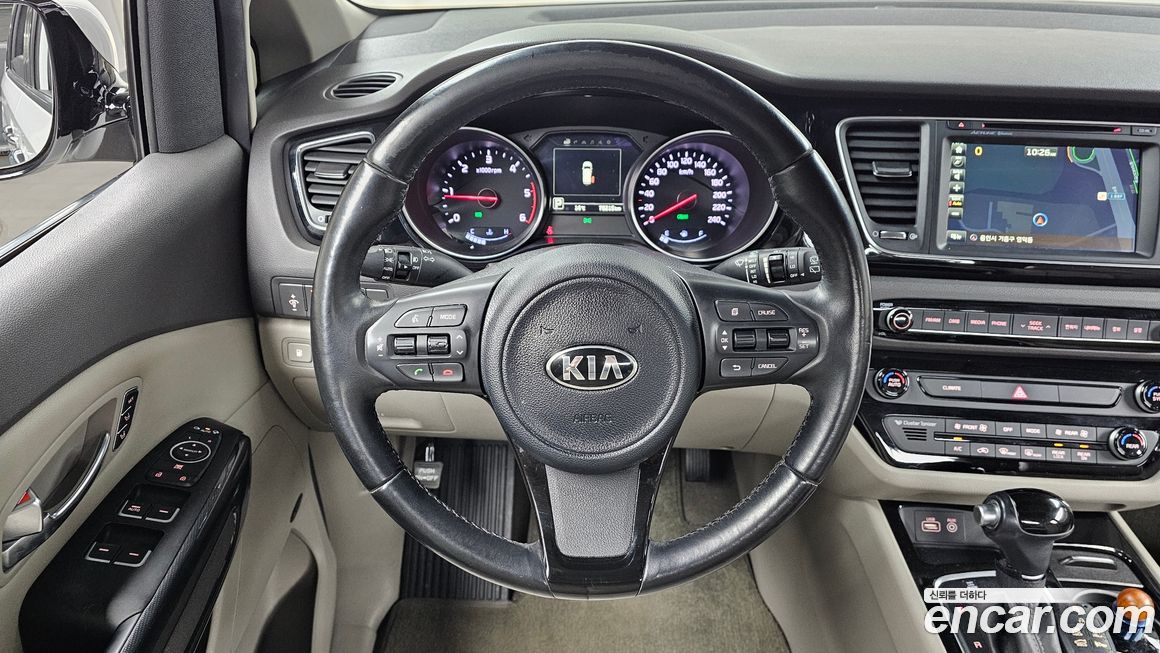 Kia Canival 2015