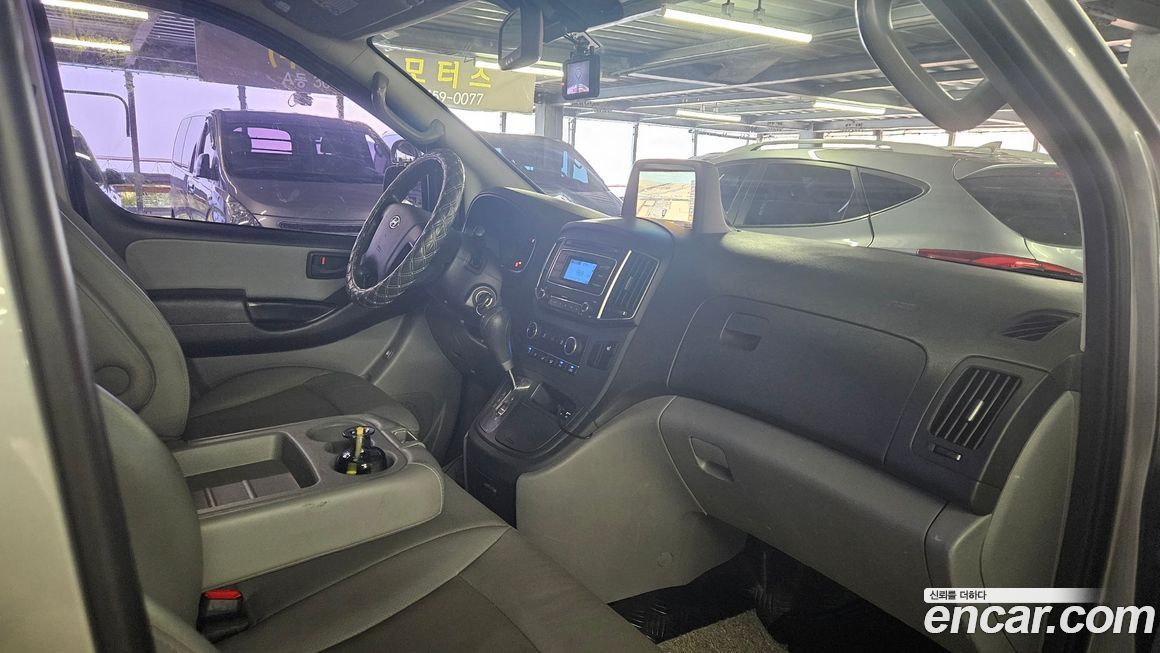 Hyundai Starex 2016