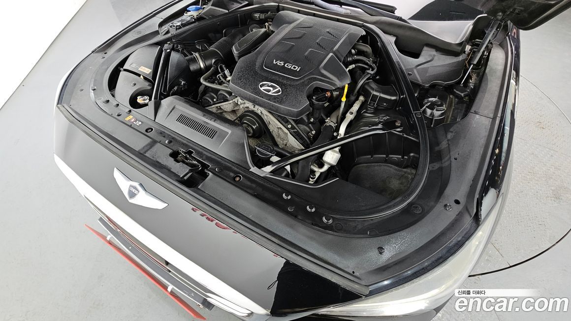 Hyundai Genesis 2016