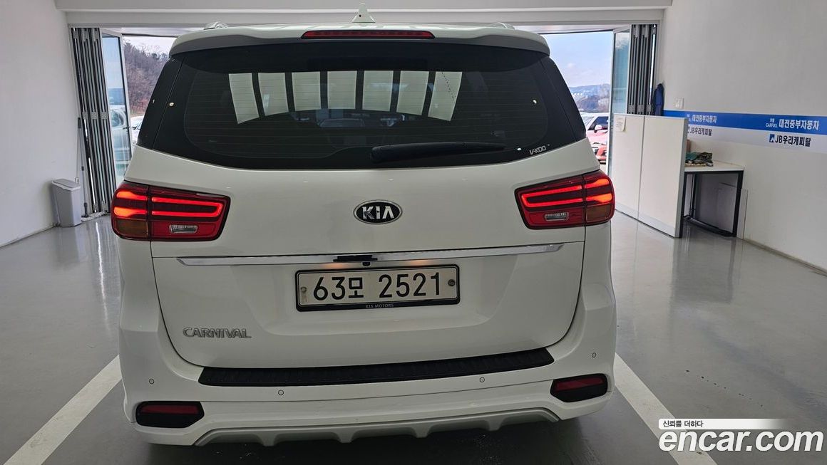 Kia Canival 2019