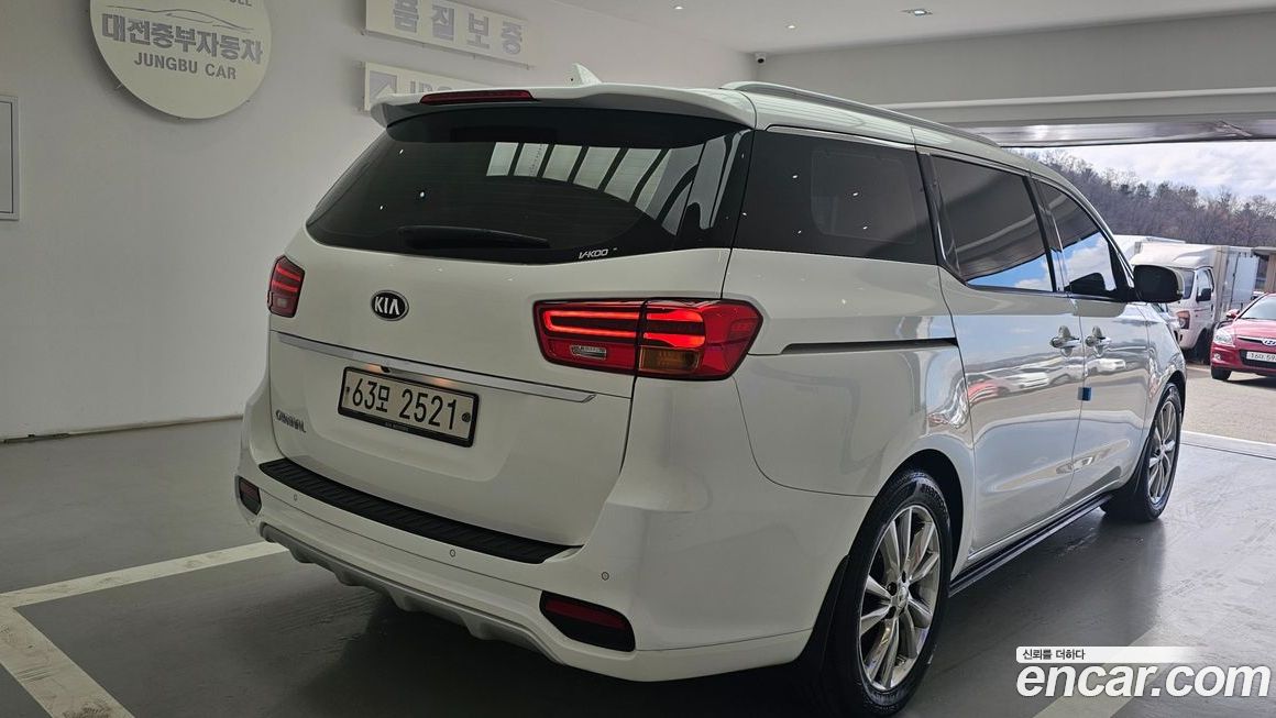 Kia Canival 2019