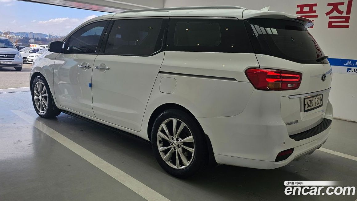 Kia Canival 2019