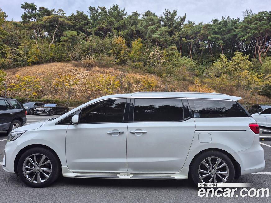 Kia Canival 2019