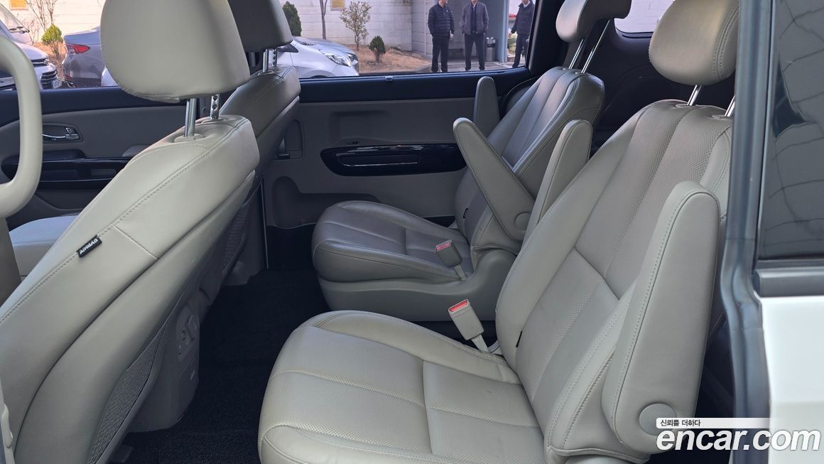 Kia Canival 2019