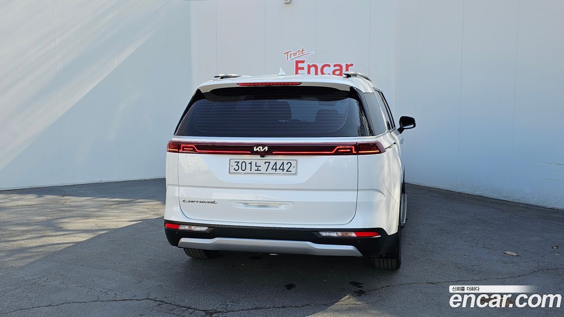 Kia Canival 2021