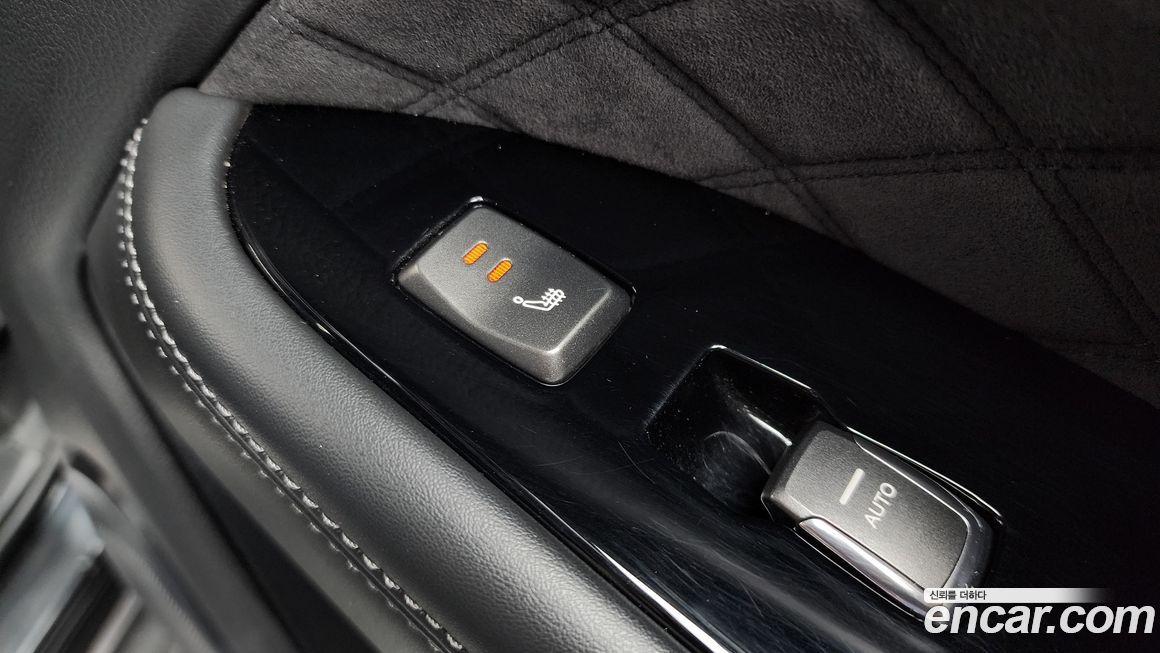 KG_Mobility_Ssangyong Rexton 2020