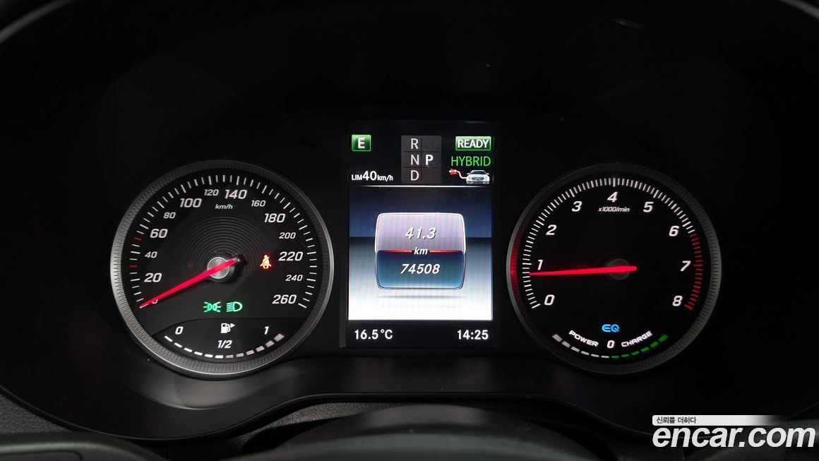 Mercedes-Benz GLC-Class 2019