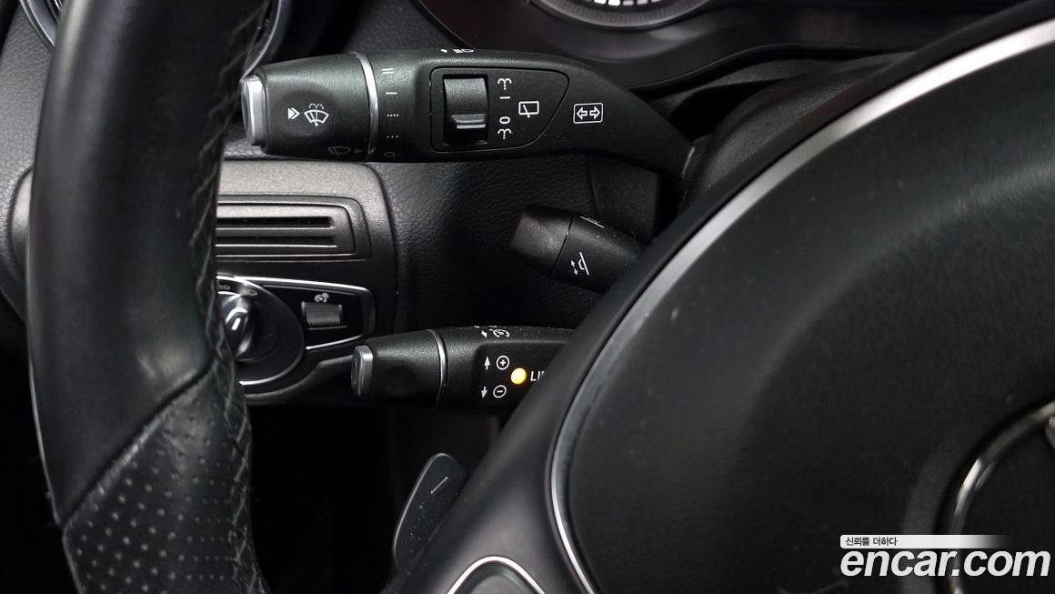 Mercedes-Benz GLC-Class 2019