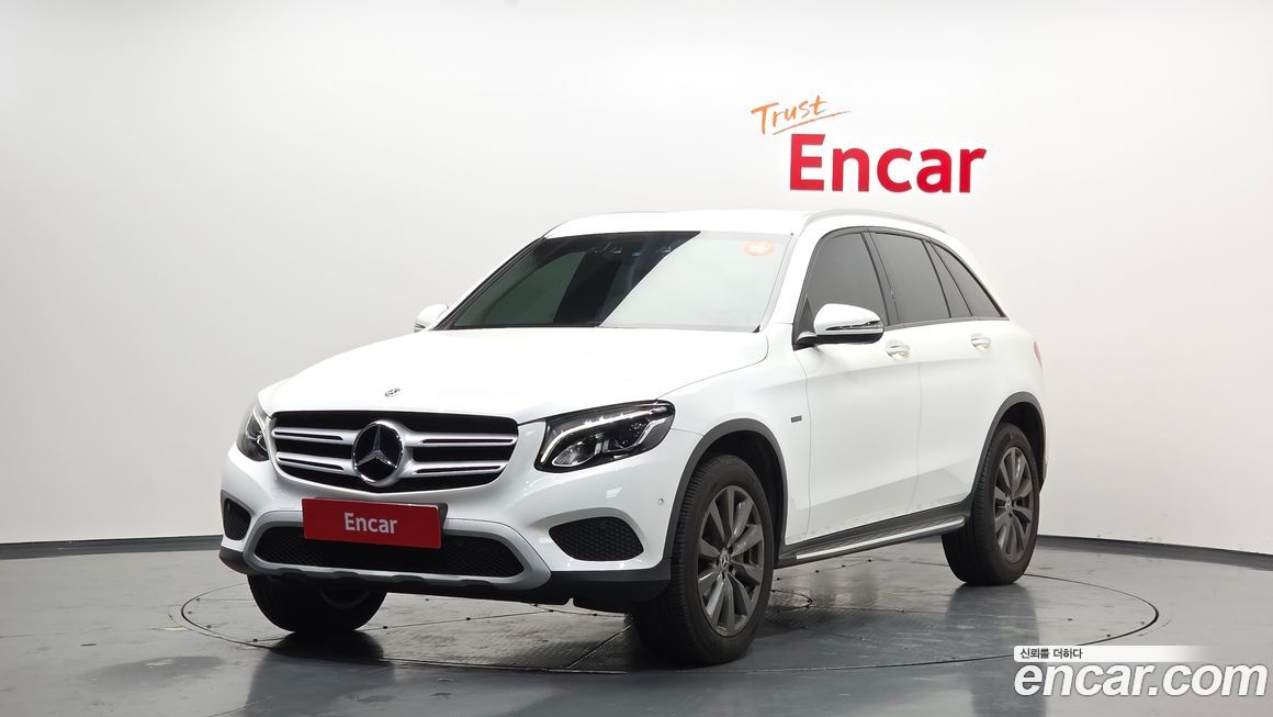 Mercedes-Benz GLC-Class 2019