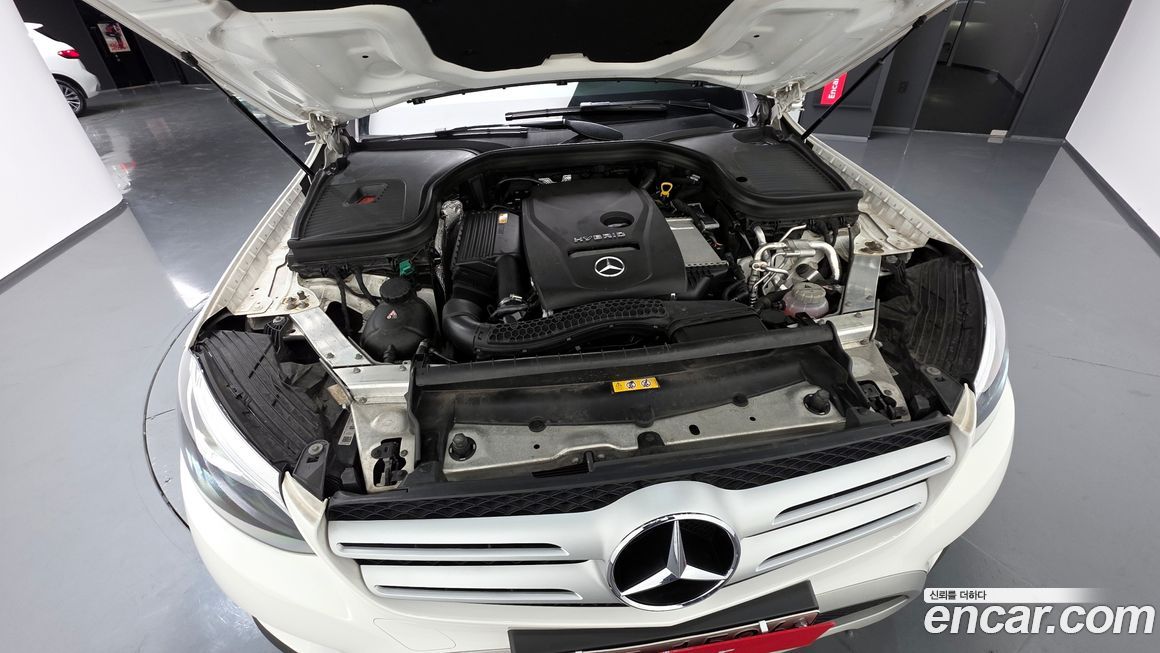 Mercedes-Benz GLC-Class 2019