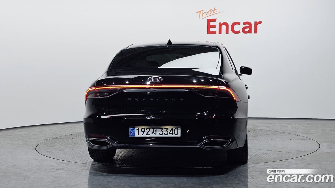 Hyundai Grandeur 2022