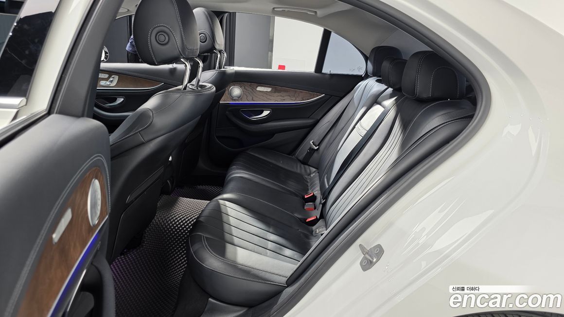 Mercedes-Benz E-Class 2017