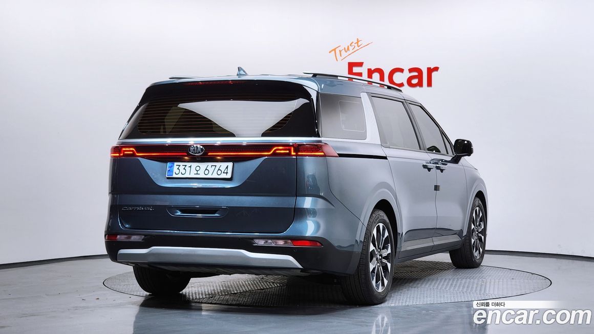 Kia Canival 2021