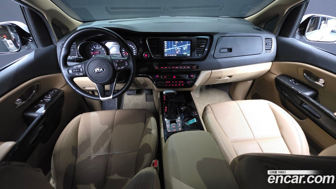 Kia Canival 2019