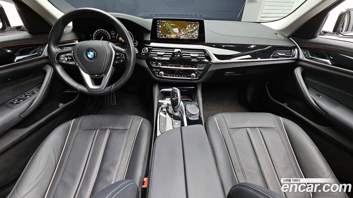 BMW 5-Series 2019