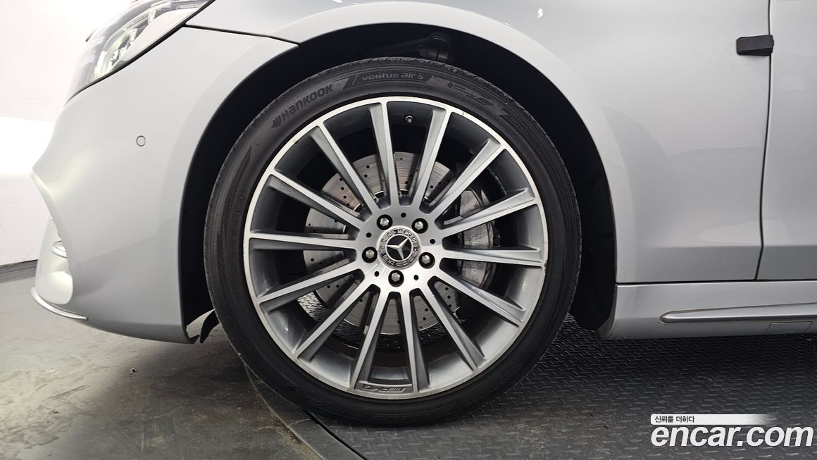 Mercedes-Benz S-Class 2018