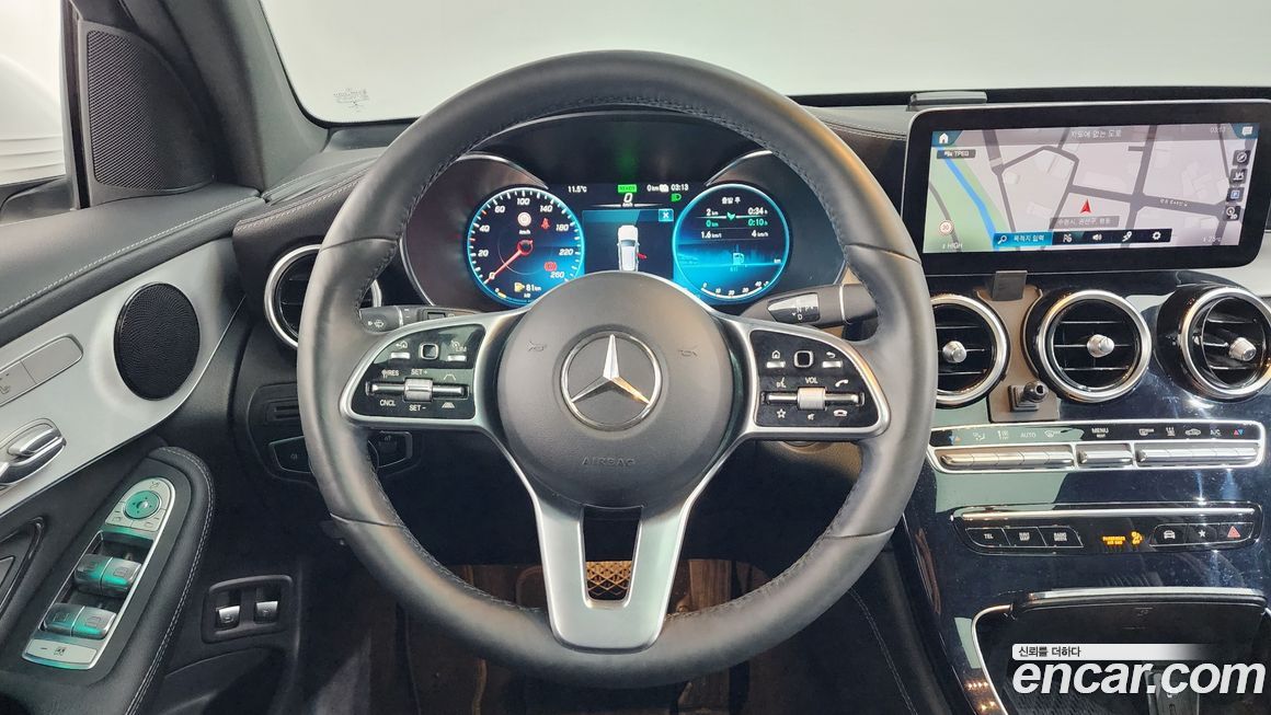 Mercedes-Benz GLC-Class 2021