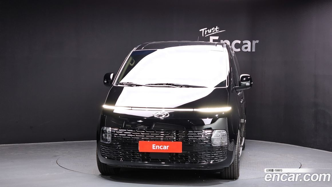 Hyundai Staria 2024