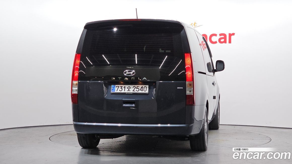 Hyundai Staria 2024