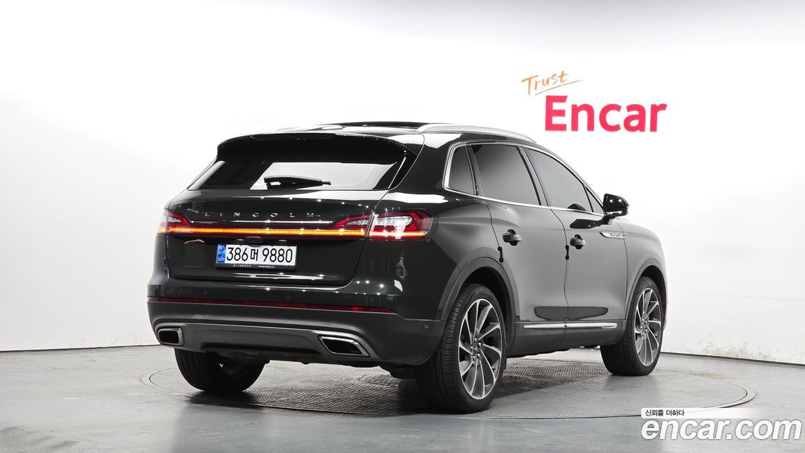 Lincoln Nautilus 2022