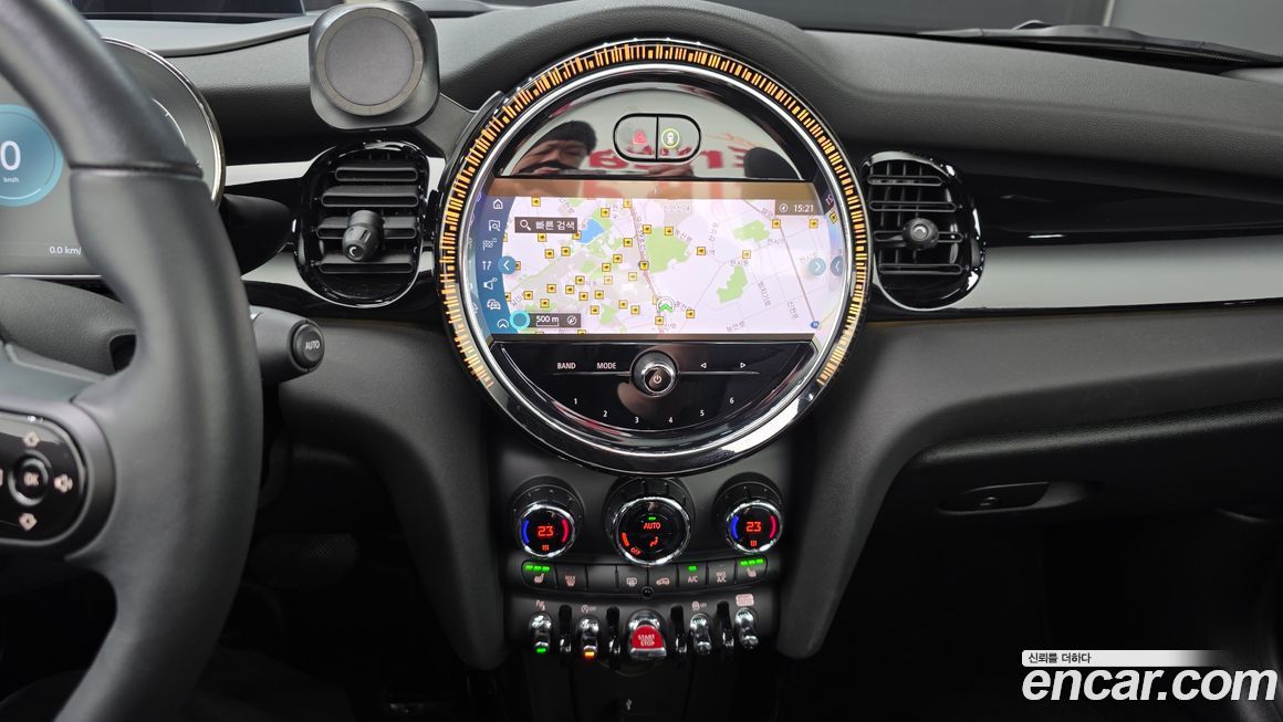 Mini Cooper Convertible 2024