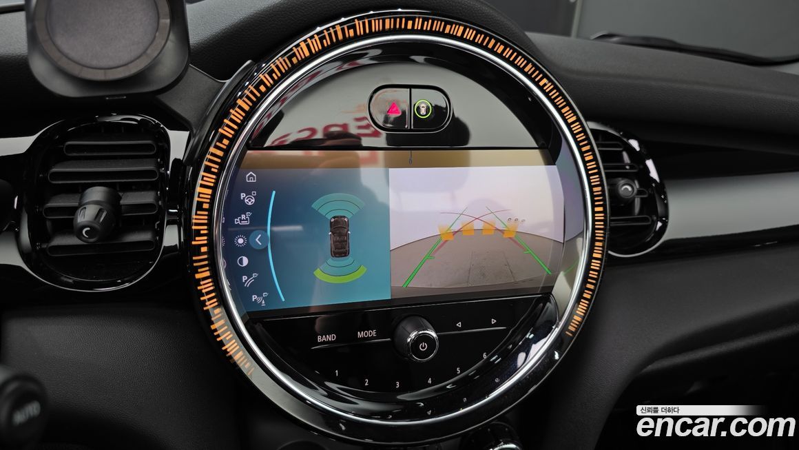 Mini Cooper Convertible 2024