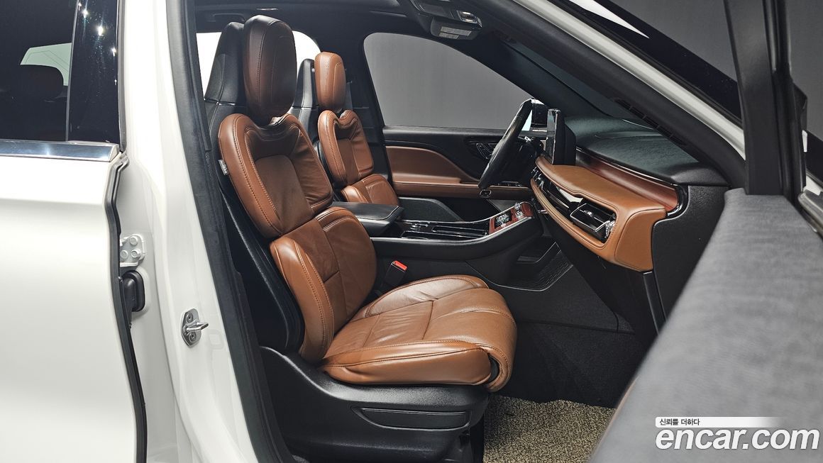 Lincoln Aviator 2021