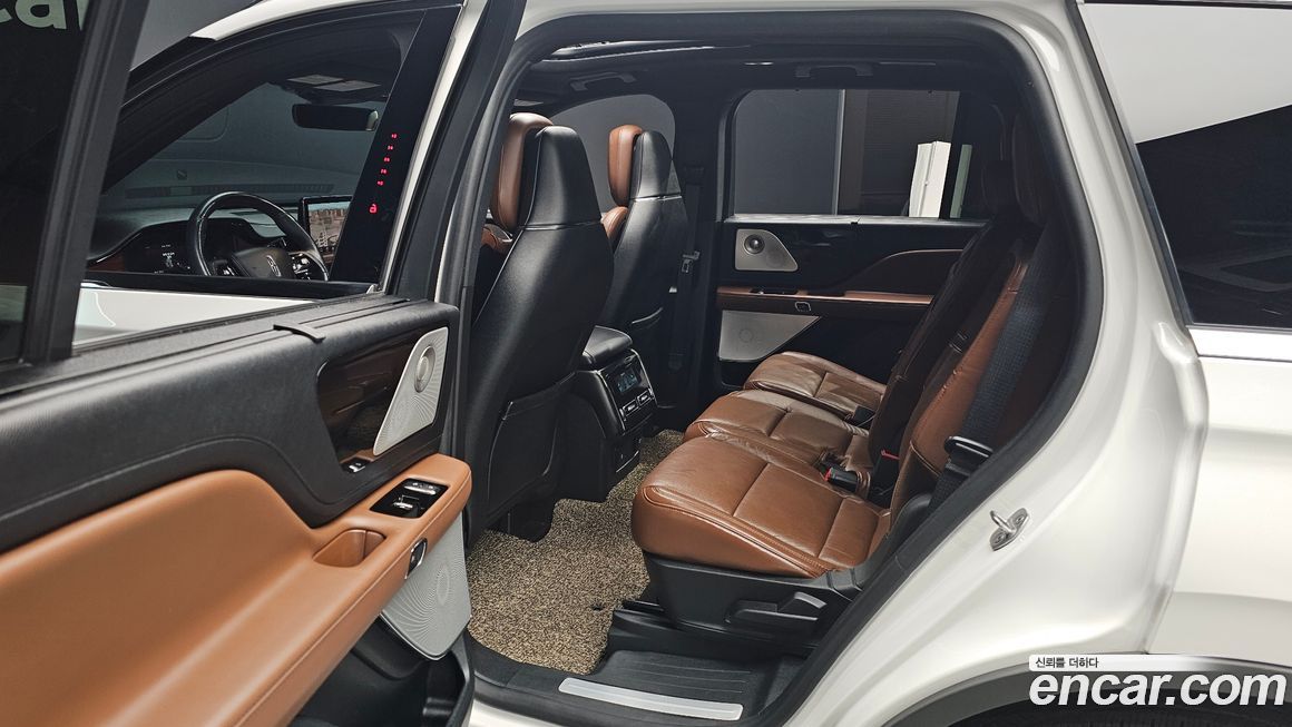 Lincoln Aviator 2021