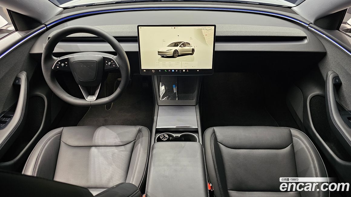 Tesla Model 3 2024