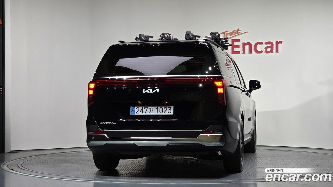 Kia Canival 2024