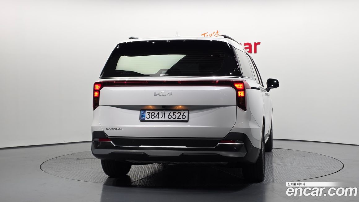 Kia Canival 2025