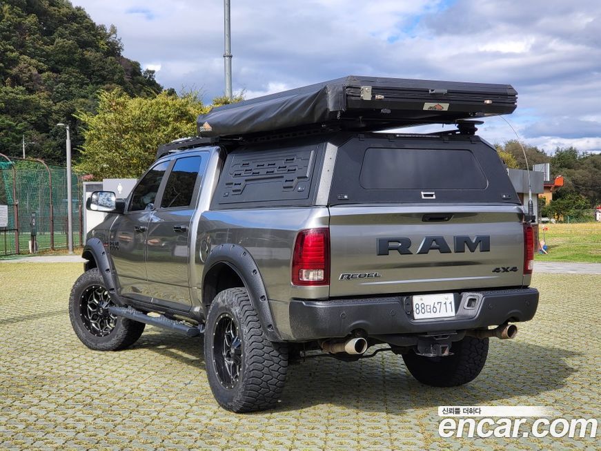 Dodge Ram Pick Up 2016