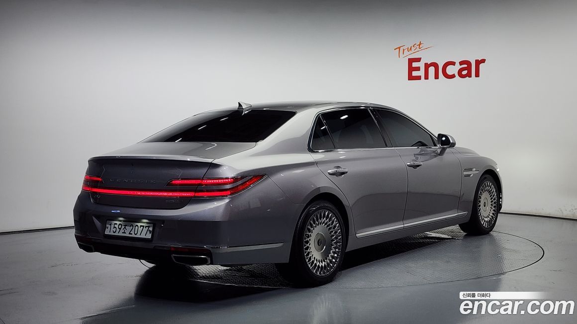 Genesis G90 2020