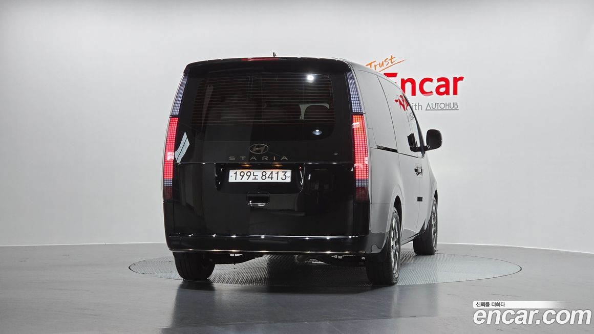 Hyundai Staria 2025