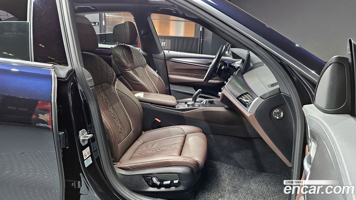 BMW Gran Turismo 2023