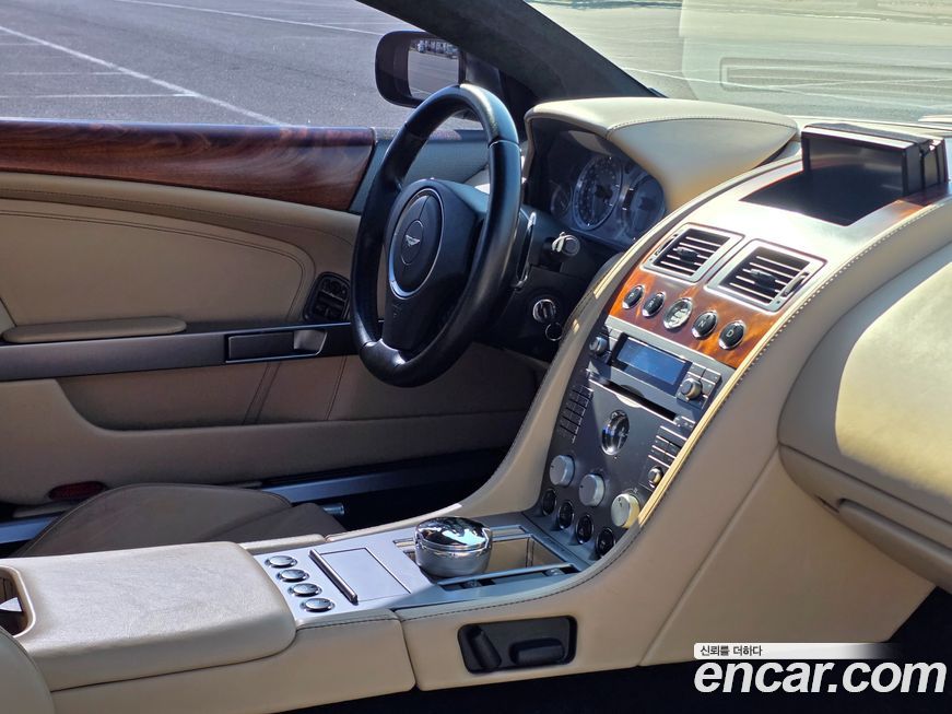 Astonmartin DB9 2006